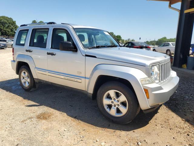 Photo 3 VIN: 1J4PN2GK6BW558139 - JEEP LIBERTY 