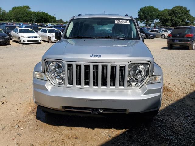 Photo 4 VIN: 1J4PN2GK6BW558139 - JEEP LIBERTY 