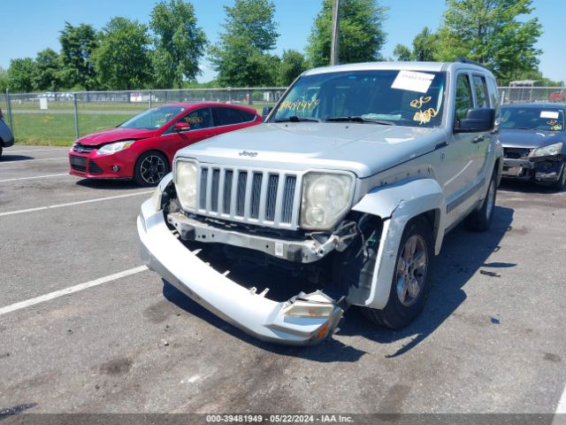 Photo 5 VIN: 1J4PN2GK6BW592548 - JEEP LIBERTY 