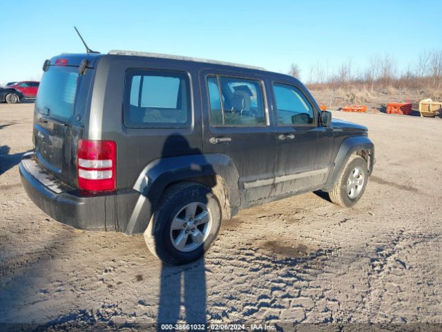 Photo 3 VIN: 1J4PN2GK6BW592744 - JEEP LIBERTY 