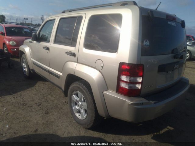 Photo 2 VIN: 1J4PN2GK6BW595725 - JEEP LIBERTY 