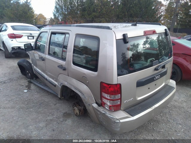 Photo 2 VIN: 1J4PN2GK7AW127419 - JEEP LIBERTY 