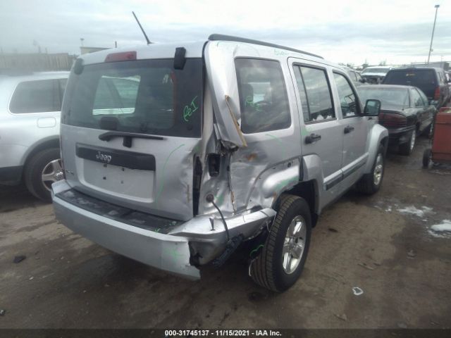 Photo 3 VIN: 1J4PN2GK7AW177107 - JEEP LIBERTY 