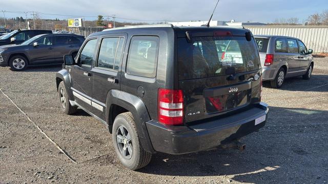 Photo 2 VIN: 1J4PN2GK7B4566784 - JEEP LIBERTY SP 