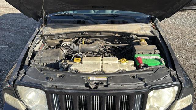 Photo 6 VIN: 1J4PN2GK7B4566784 - JEEP LIBERTY SP 