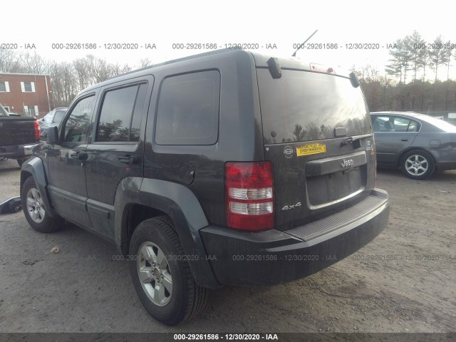 Photo 2 VIN: 1J4PN2GK7BW581686 - JEEP LIBERTY 