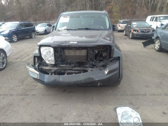 Photo 5 VIN: 1J4PN2GK7BW581686 - JEEP LIBERTY 