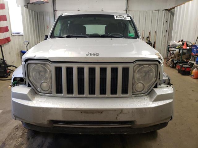 Photo 4 VIN: 1J4PN2GK7BW592641 - JEEP LIBERTY SP 