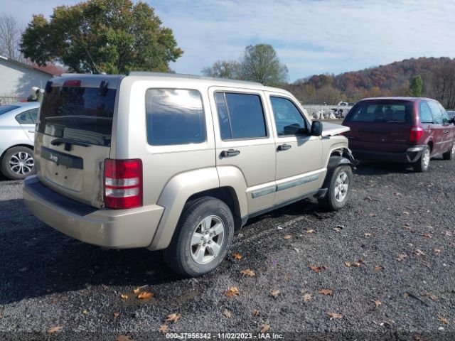 Photo 3 VIN: 1J4PN2GK8AW100956 - JEEP LIBERTY 