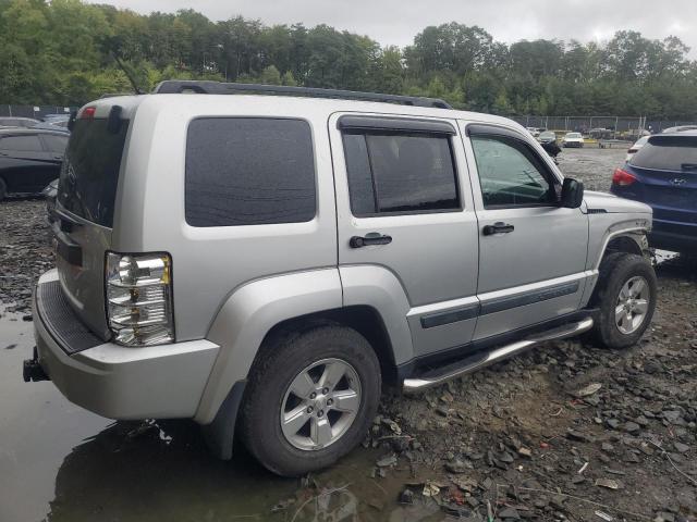 Photo 2 VIN: 1J4PN2GK8AW109978 - JEEP LIBERTY SP 