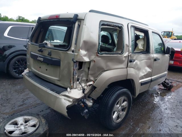 Photo 3 VIN: 1J4PN2GK8AW123265 - JEEP LIBERTY 