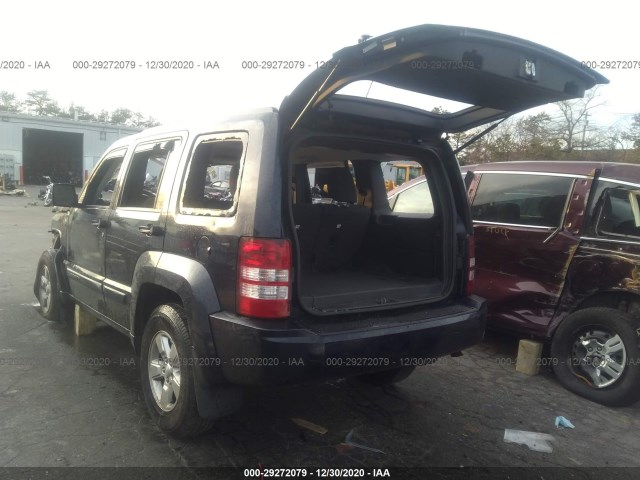 Photo 2 VIN: 1J4PN2GK8BW556831 - JEEP LIBERTY 