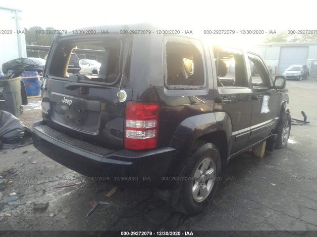 Photo 3 VIN: 1J4PN2GK8BW556831 - JEEP LIBERTY 