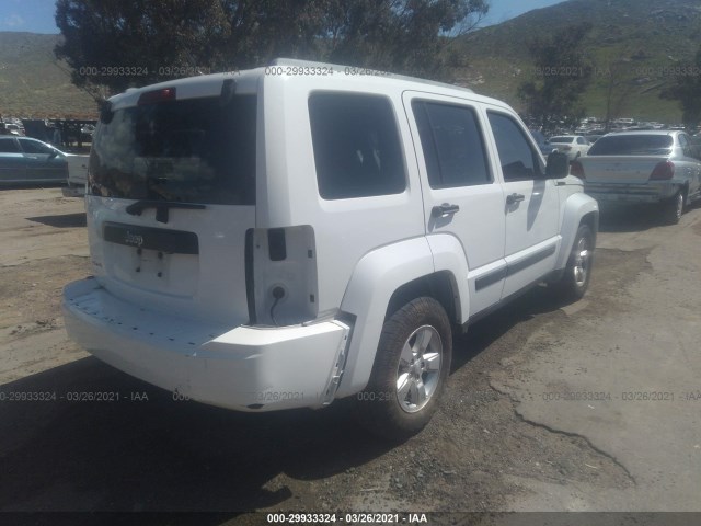 Photo 3 VIN: 1J4PN2GK8BW562015 - JEEP LIBERTY 