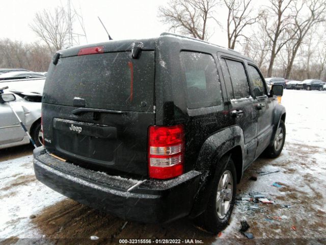 Photo 3 VIN: 1J4PN2GK8BW562533 - JEEP LIBERTY 