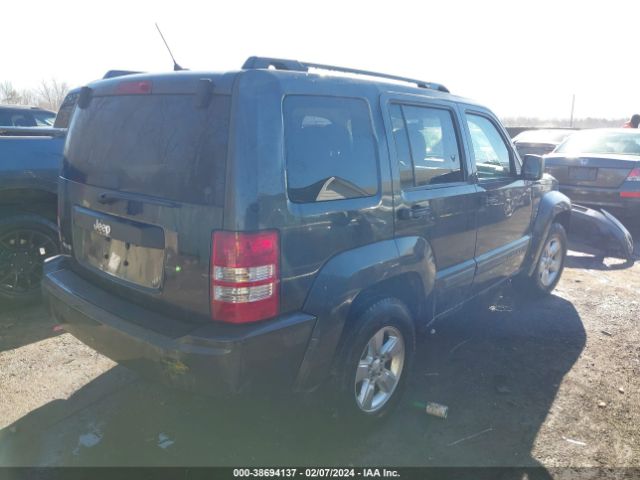 Photo 3 VIN: 1J4PN2GK8BW594298 - JEEP LIBERTY 