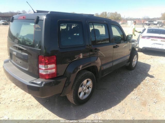 Photo 3 VIN: 1J4PN2GK9AW178517 - JEEP LIBERTY 