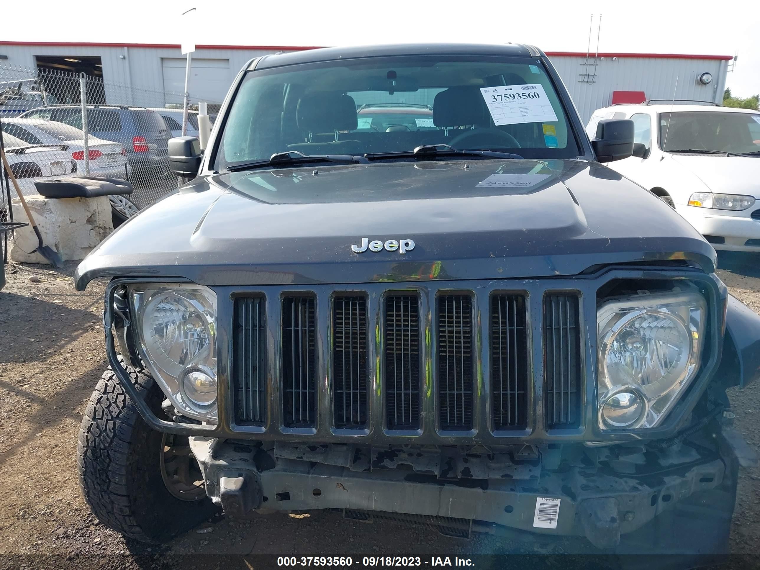 Photo 11 VIN: 1J4PN2GK9BW510523 - JEEP LIBERTY SP 