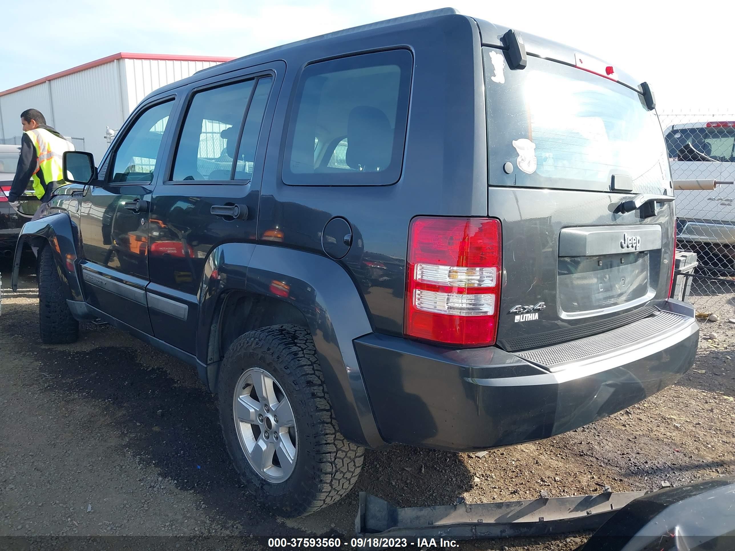 Photo 2 VIN: 1J4PN2GK9BW510523 - JEEP LIBERTY SP 