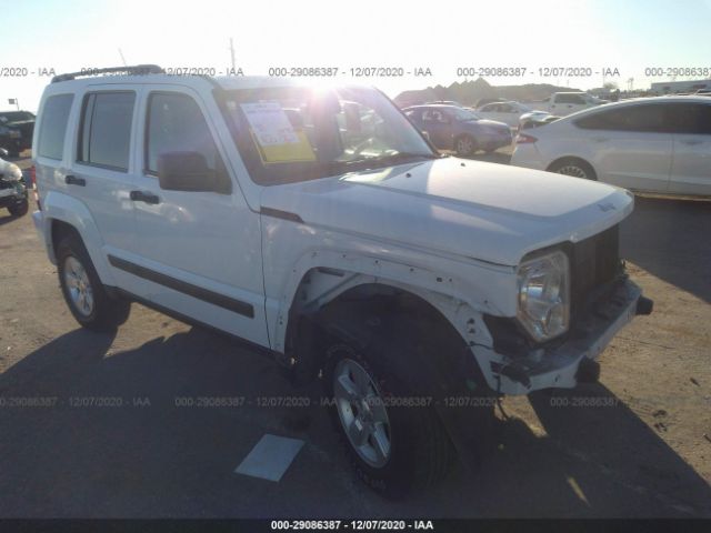 Photo 2 VIN: 1J4PN2GK9BW520100 - JEEP LIBERTY 