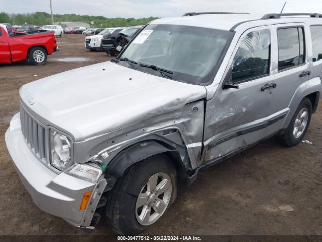 Photo 5 VIN: 1J4PN2GK9BW557115 - JEEP LIBERTY 