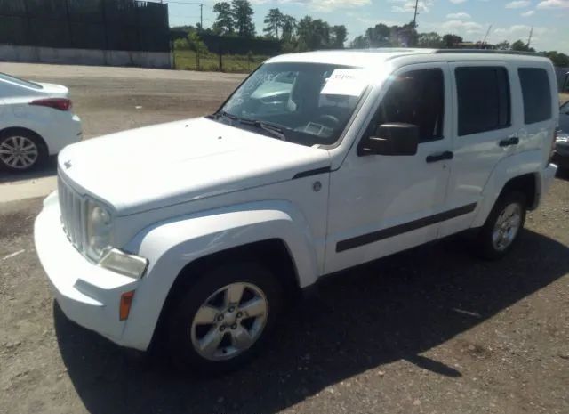 Photo 1 VIN: 1J4PN2GK9BW581897 - JEEP LIBERTY 