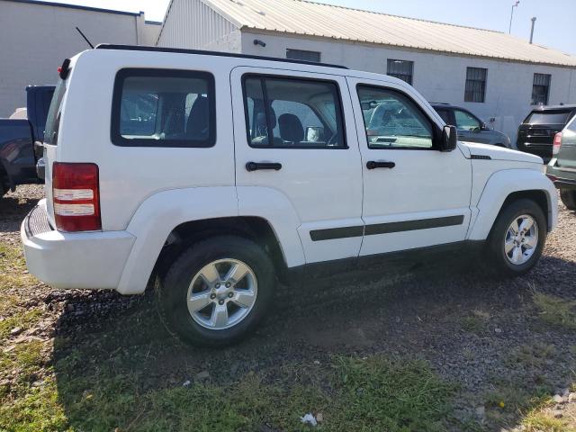 Photo 2 VIN: 1J4PN2GK9BW582354 - JEEP LIBERTY SP 