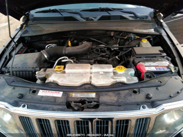 Photo 9 VIN: 1J4PN2GK9BW593094 - JEEP LIBERTY 