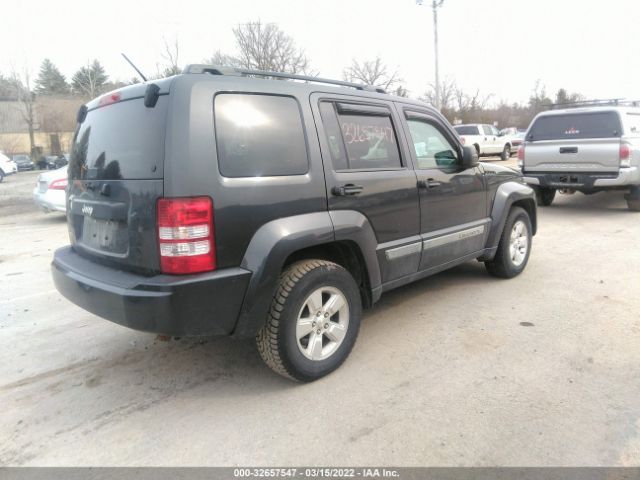 Photo 3 VIN: 1J4PN2GKXAW137071 - JEEP LIBERTY 