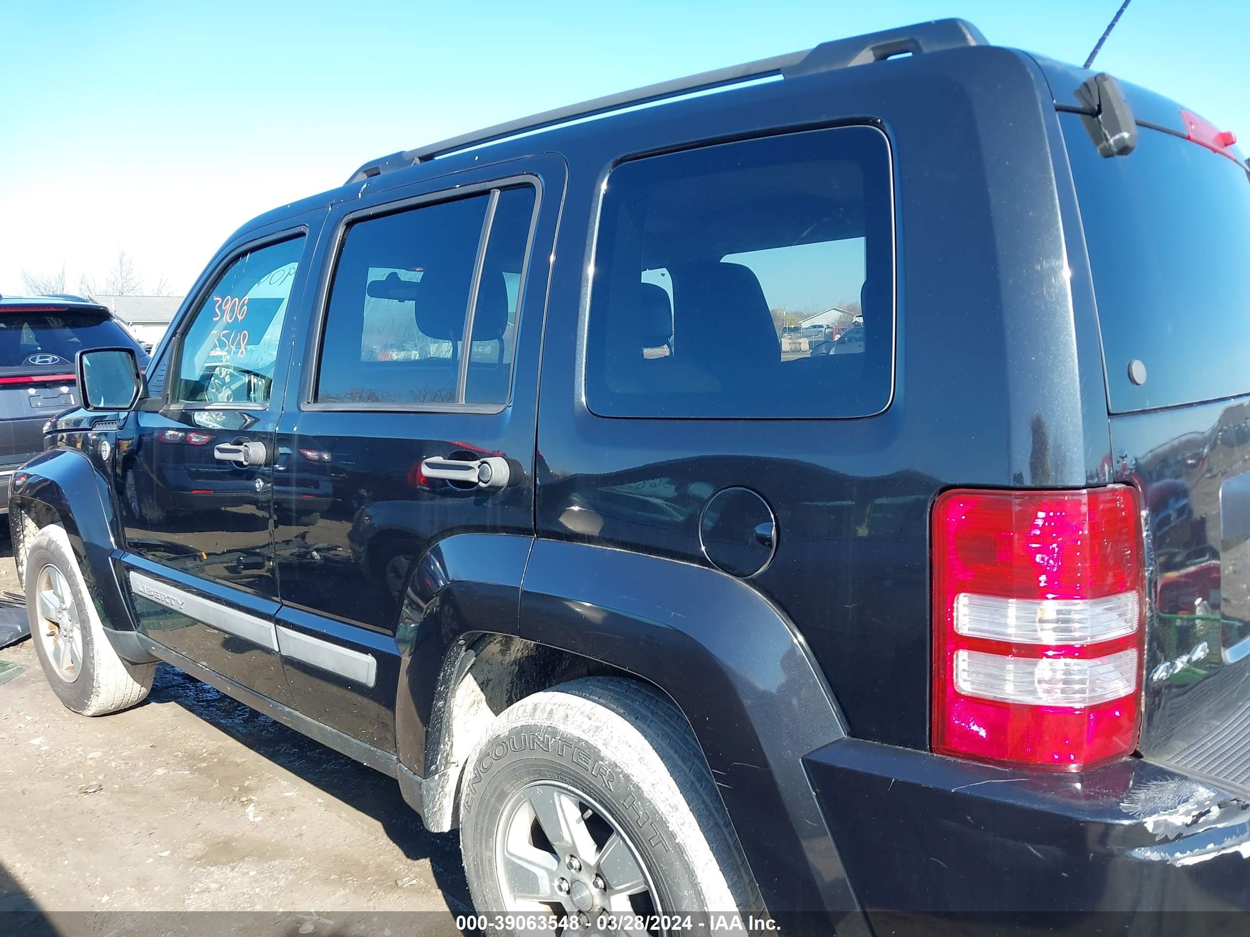 Photo 14 VIN: 1J4PN2GKXAW149270 - JEEP LIBERTY (NORTH AMERICA) 