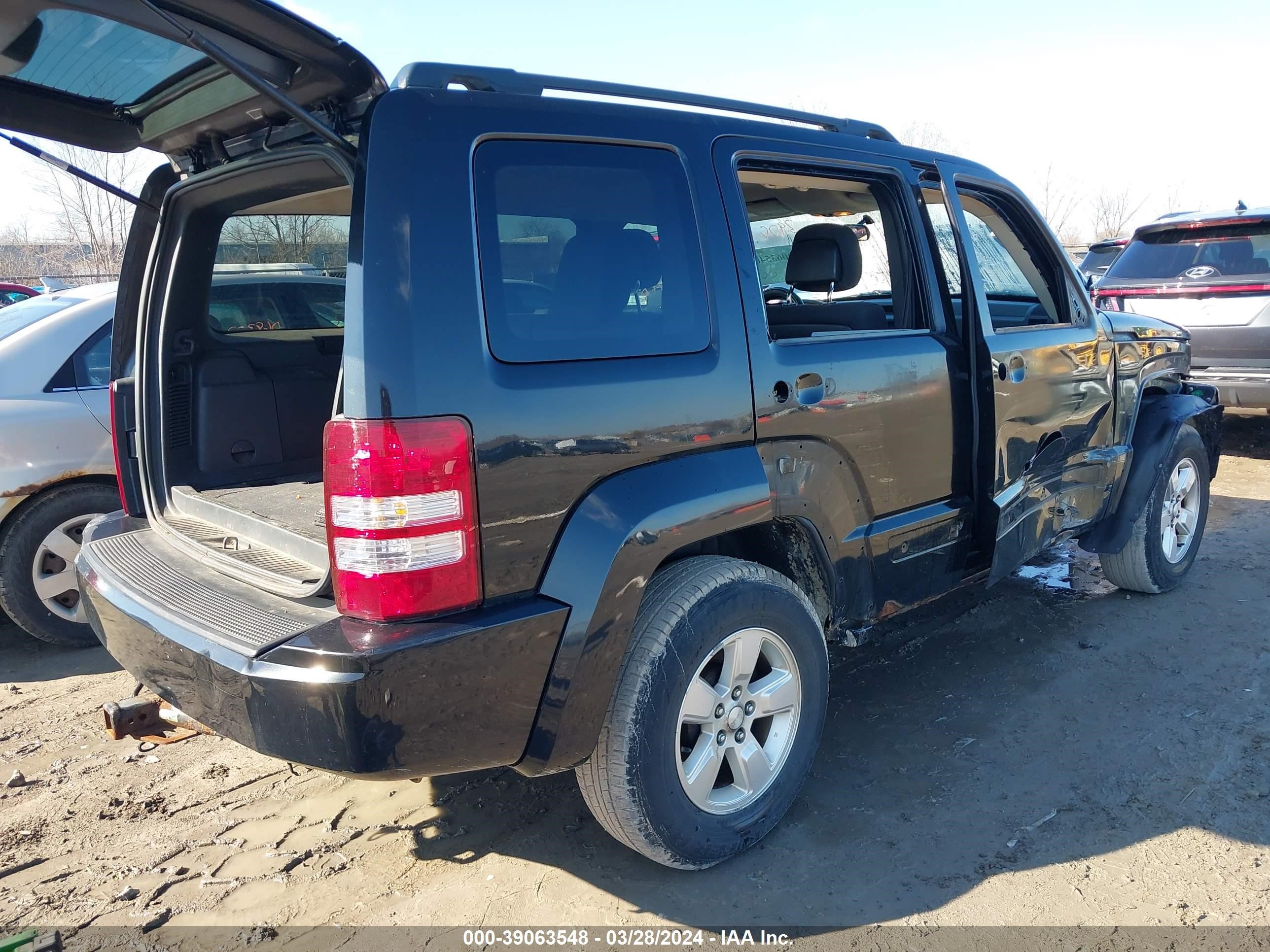 Photo 3 VIN: 1J4PN2GKXAW149270 - JEEP LIBERTY (NORTH AMERICA) 