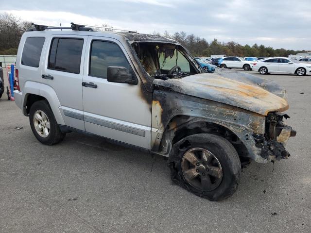 Photo 3 VIN: 1J4PN2GKXAW154484 - JEEP LIBERTY SP 