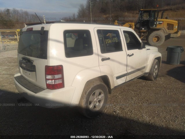 Photo 3 VIN: 1J4PN2GKXAW159099 - JEEP LIBERTY 