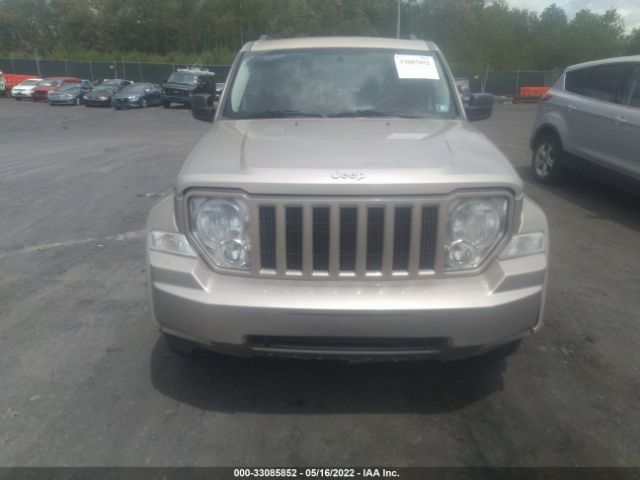 Photo 5 VIN: 1J4PN2GKXAW162648 - JEEP LIBERTY 