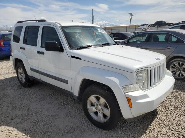 Photo 3 VIN: 1J4PN2GKXBW513852 - JEEP LIBERTY 