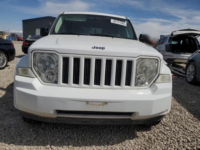 Photo 4 VIN: 1J4PN2GKXBW513852 - JEEP LIBERTY 