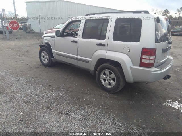 Photo 2 VIN: 1J4PN2GKXBW516444 - JEEP LIBERTY 