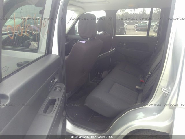 Photo 7 VIN: 1J4PN2GKXBW516444 - JEEP LIBERTY 