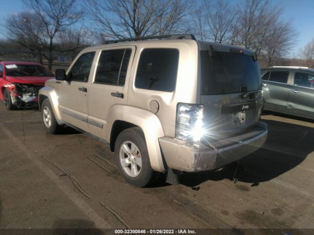 Photo 2 VIN: 1J4PN2GKXBW531879 - JEEP LIBERTY 