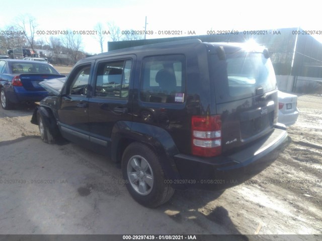 Photo 2 VIN: 1J4PN2GKXBW533017 - JEEP LIBERTY 