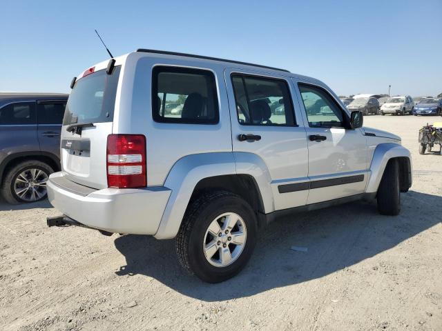 Photo 2 VIN: 1J4PN2GKXBW550903 - JEEP LIBERTY SP 