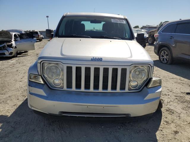 Photo 4 VIN: 1J4PN2GKXBW550903 - JEEP LIBERTY SP 