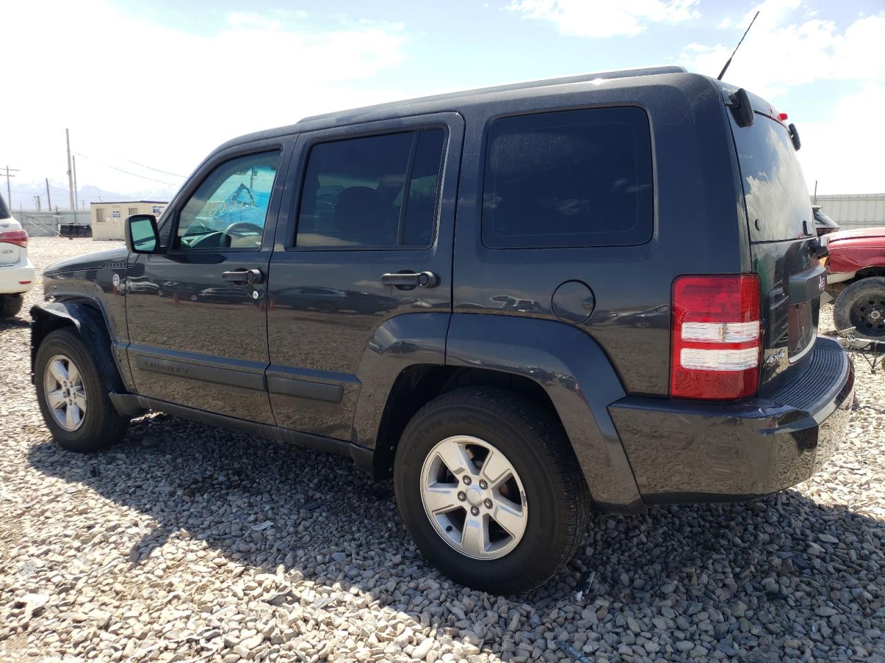 Photo 1 VIN: 1J4PN2GKXBW553865 - JEEP LIBERTY (NORTH AMERICA) 