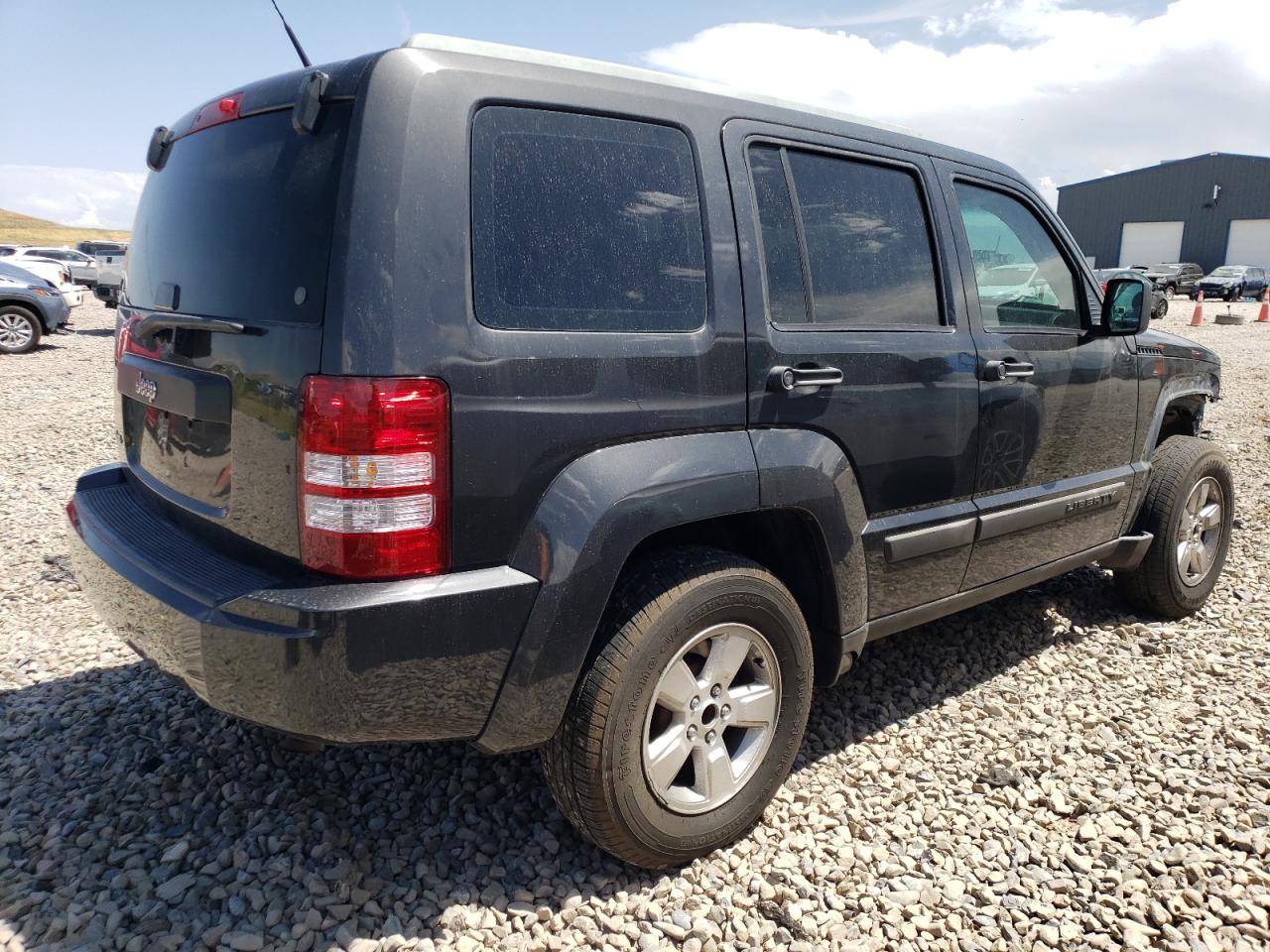 Photo 2 VIN: 1J4PN2GKXBW553865 - JEEP LIBERTY (NORTH AMERICA) 