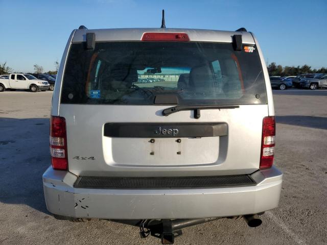 Photo 5 VIN: 1J4PN2GKXBW575025 - JEEP LIBERTY 