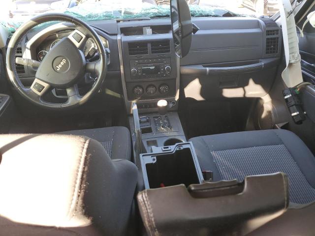 Photo 7 VIN: 1J4PN3GK0AW150966 - JEEP LIBERTY RE 