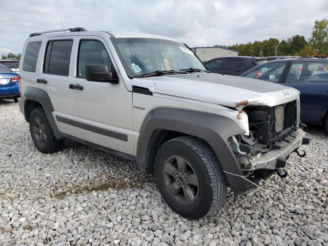 Photo 3 VIN: 1J4PN3GK8BW502533 - JEEP LIBERTY RE 