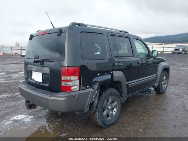 Photo 3 VIN: 1J4PN3GK8BW511698 - JEEP LIBERTY 