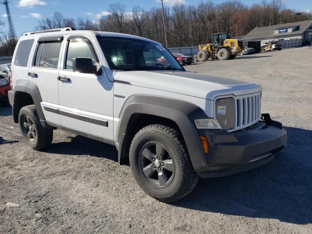 Photo 3 VIN: 1J4PN3GK8BW542806 - JEEP LIBERTY 