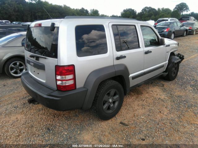 Photo 3 VIN: 1J4PN3GK9AW177969 - JEEP LIBERTY 